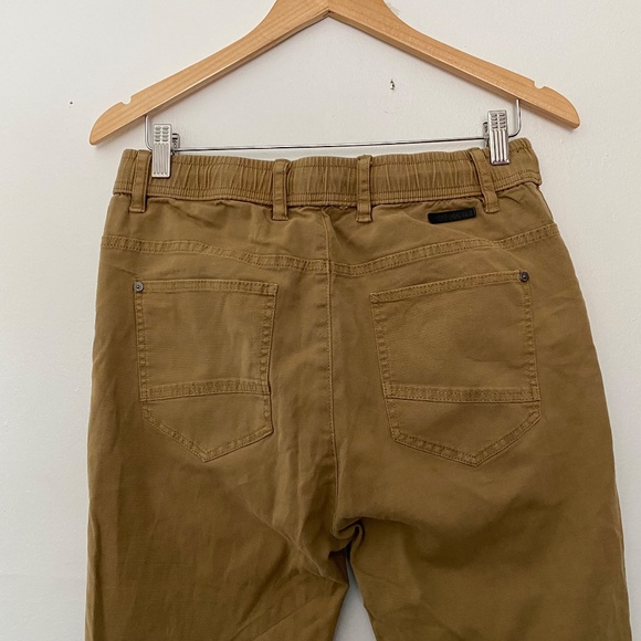 Civil Society Edwin Slouch Straight Leg Flat Front Casual Pants in Camel - Picture 3 of 6